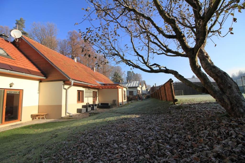 Eden Guest House 布雷兹诺 外观 照片